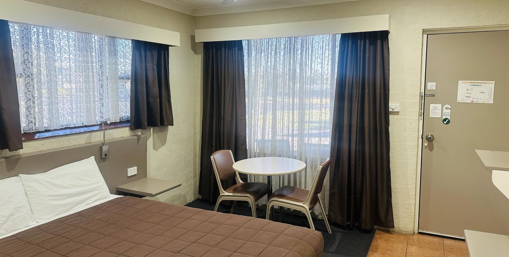 Sapphire City Motor Inn Inverell Eksteriør billede