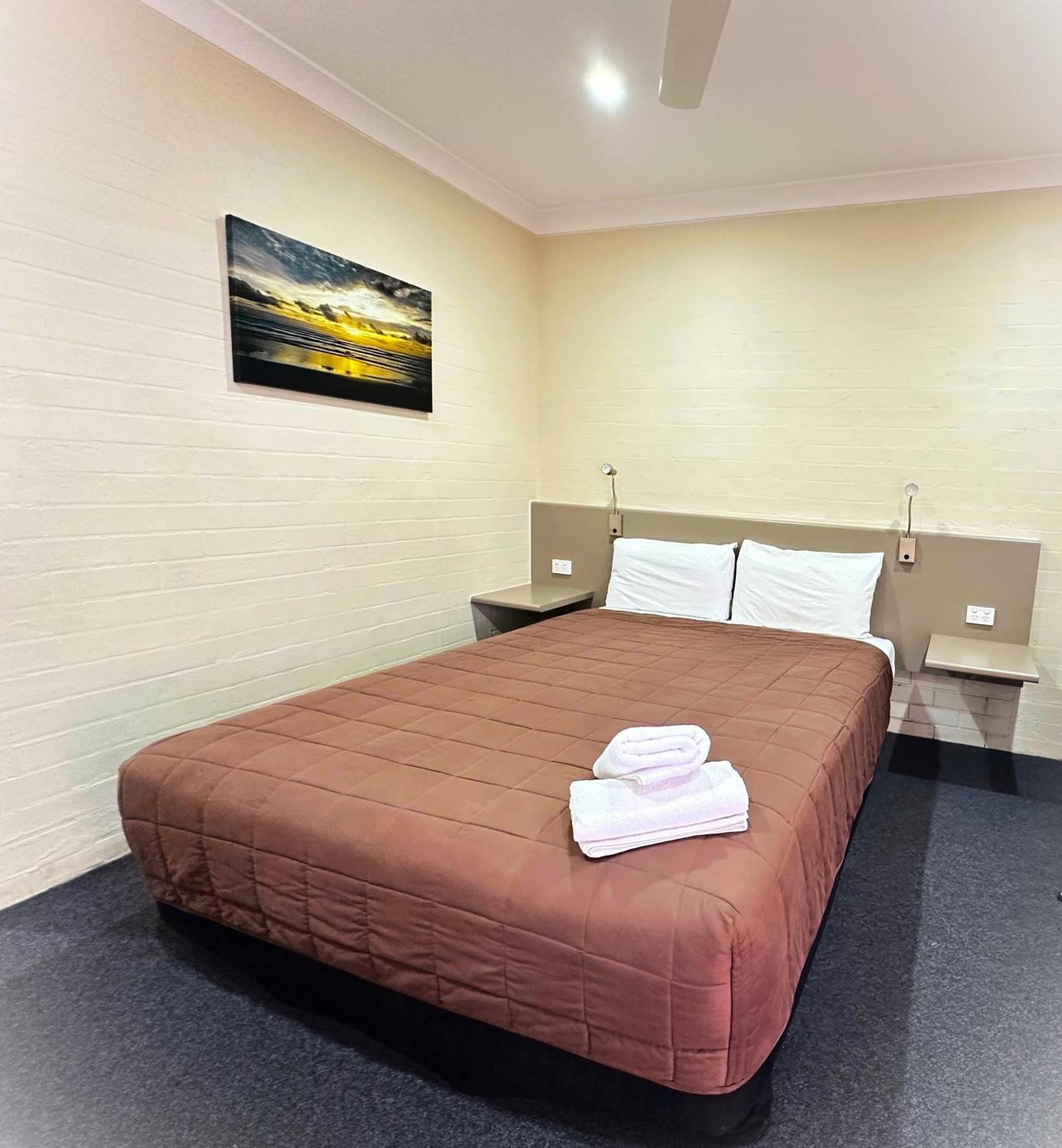 Sapphire City Motor Inn Inverell Eksteriør billede