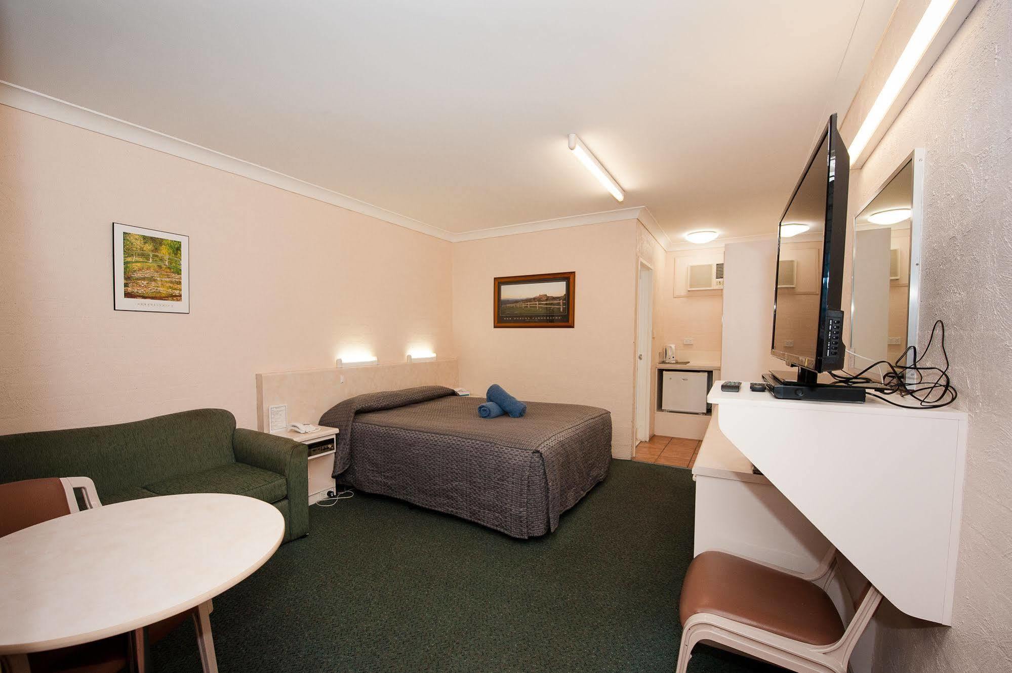 Sapphire City Motor Inn Inverell Eksteriør billede